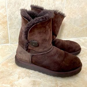 UGG, Brown, Women’s Size 8